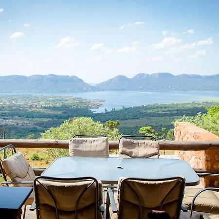 Koraalboom At Benlize Apartment Hartbeespoort Exterior photo