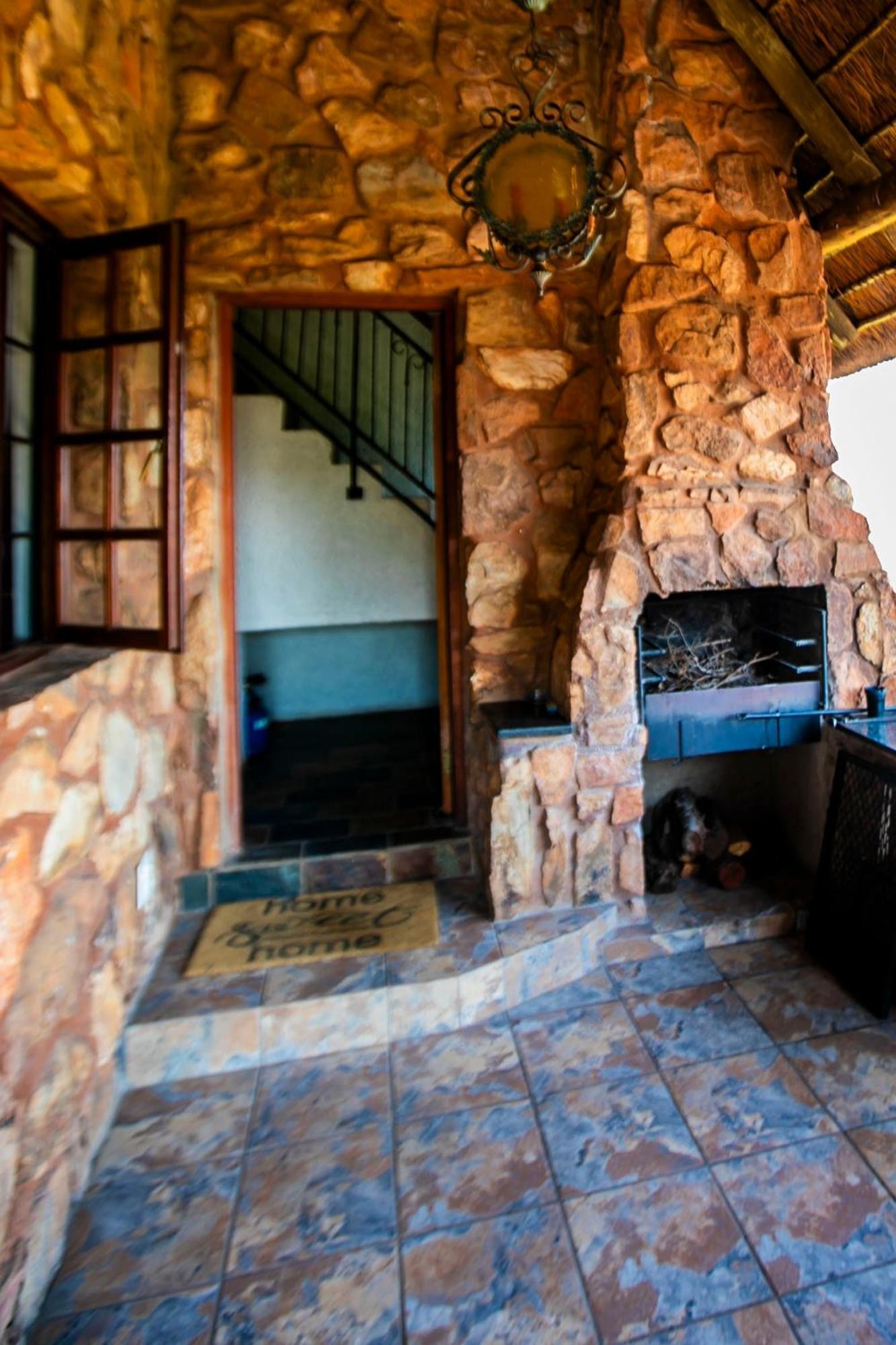Koraalboom At Benlize Apartment Hartbeespoort